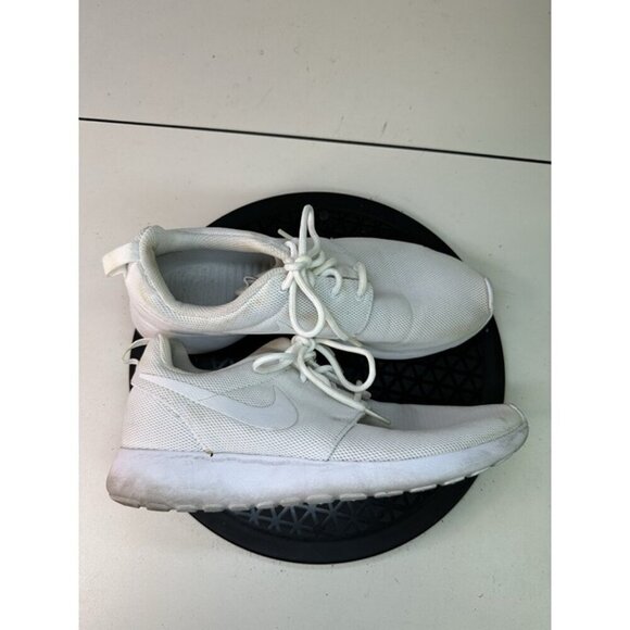 Nike Womens Roshe One white Lace Up Running Shoes Size 9 US 844994-100 - Picture 1 of 9